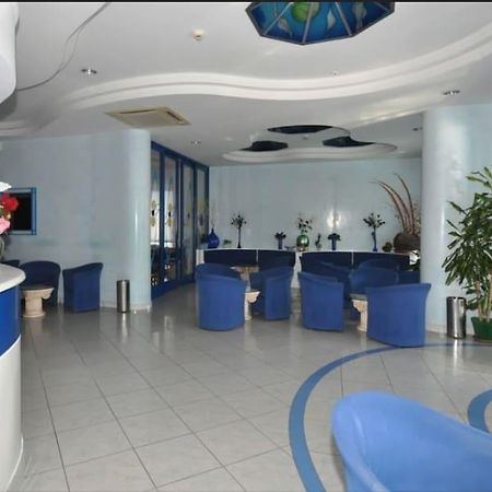 Hotel Cosmopol Bellaria-Igea Marina Exterior foto